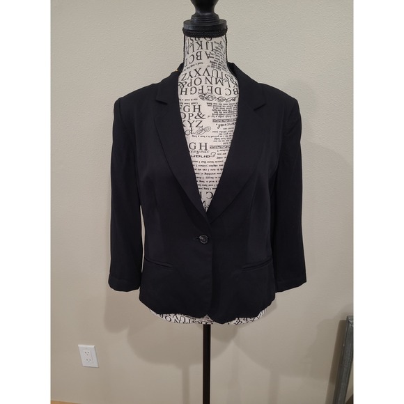 LC Lauren Conrad Jackets & Blazers - LC Lauren Conrad Office Academic black one button Blazer elbow sleeve Women SZ 8